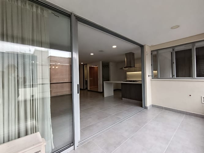 Apartamento de 3 alcobas en arriendo en El Poblado, Medellín, 125 m² · foto 13 de 20
