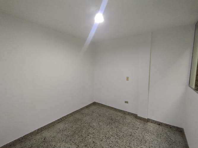 Casa de 5 alcobas en arriendo en Centro, Bello, 100 m² · foto 7 de 20