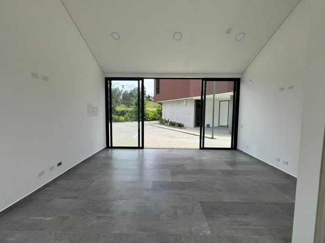 Local en arriendo en La Ceja, 25 m² · foto 6 de 8