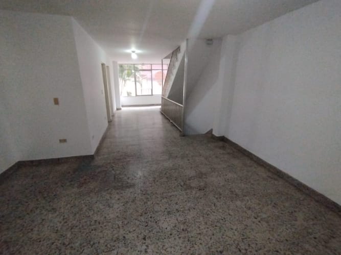 Casa de 5 alcobas en arriendo en Centro, Bello, 100 m² · foto 13 de 20