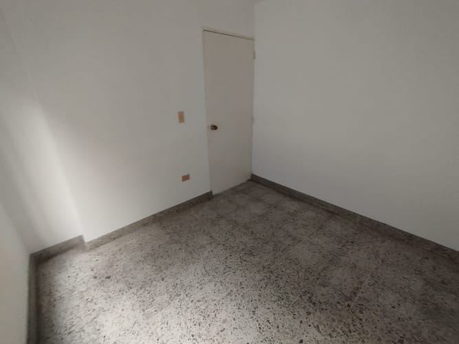 Casa de 5 alcobas en arriendo en Centro, Bello, 100 m² · foto 15 de 20