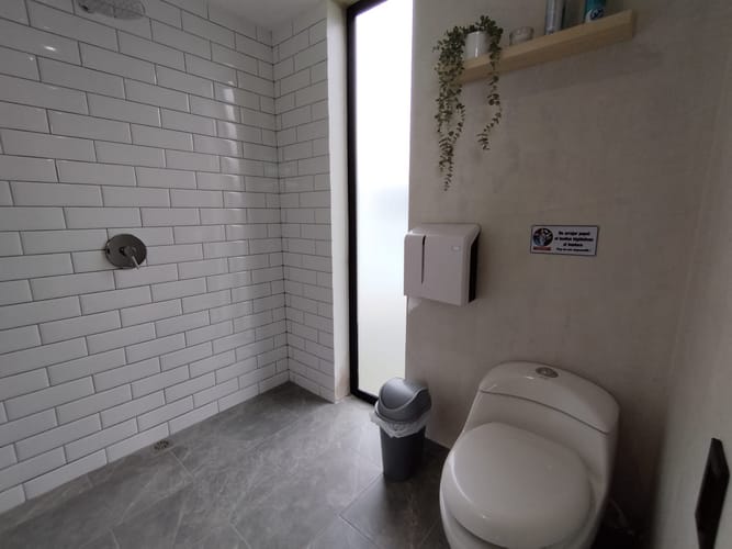 Casa en arriendo en El Poblado, Medellín, 173 m² · foto 16 de 17
