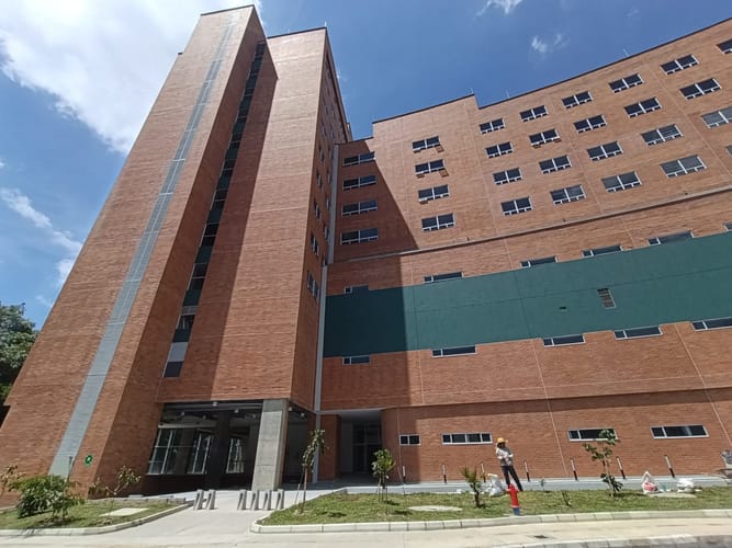 Local en arriendo en Laureles, Medellín, 21 m² · foto 9 de 10