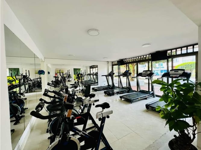 Casa de 5 alcobas en venta en Alfonso Lopez, Palmira, 407 m² · foto 17 de 24