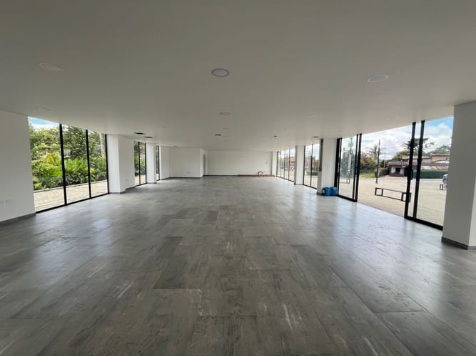 Local en arriendo en La Ceja, 110 m² · foto 4 de 8