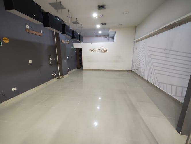 Local en arriendo en Perpetuo Socorro, Medellín, 51 m² · foto 8 de 12