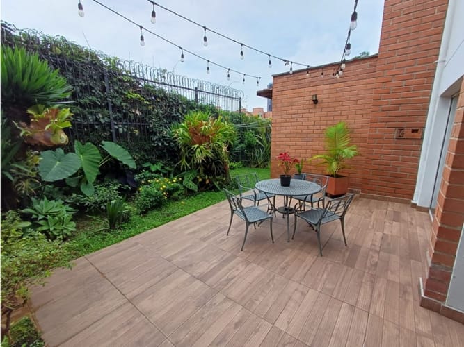 Casa de 4 alcobas en venta en San Lucas, Medellín, 193 m² · foto 6 de 15