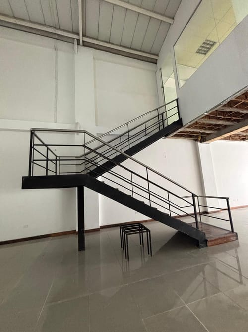 Local en arriendo en Suramérica, Itagüí, 294 m² · foto 3 de 13