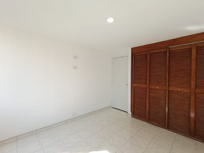 Apartamento de 4 alcobas en arriendo en El Poblado, Medellín, 135 m² · foto 10 de 20