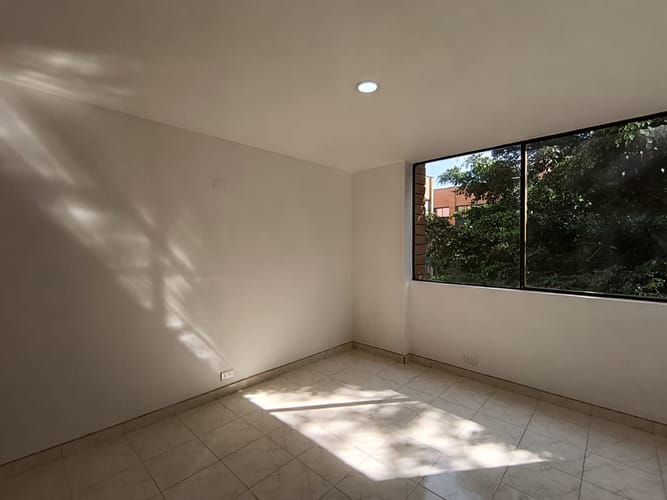 Apartamento de 4 alcobas en arriendo en El Poblado, Medellín, 135 m² · foto 11 de 20
