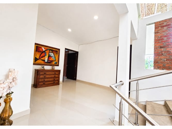 Casa de 5 alcobas en venta en Potrerito, Jamundí, 300 m² · foto 12 de 24
