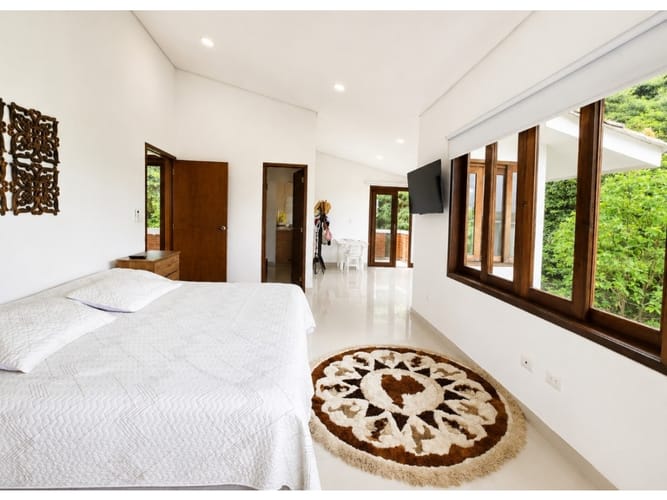 Casa de 5 alcobas en venta en Potrerito, Jamundí, 300 m² · foto 13 de 24