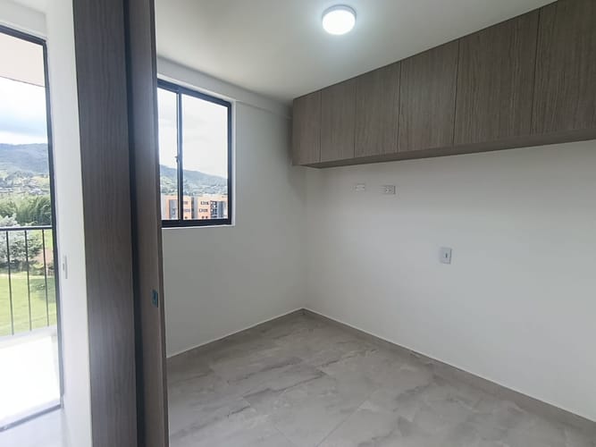 Apartamento de 3 alcobas en arriendo en El Carmen De Viboral, El Carmen de Viboral, 48 m² · foto 2 de 13