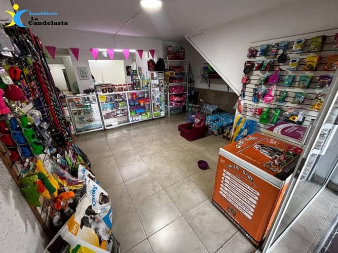 Local en arriendo en Bosques De San Pablo, Medellín, 100 m² · foto 2 de 12