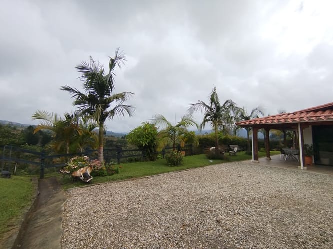 Finca en arriendo en Guarne, 287 m² · foto 7 de 20