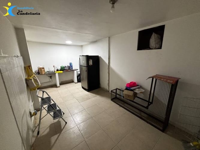 Local en arriendo en Bosques De San Pablo, Medellín, 100 m² · foto 11 de 12