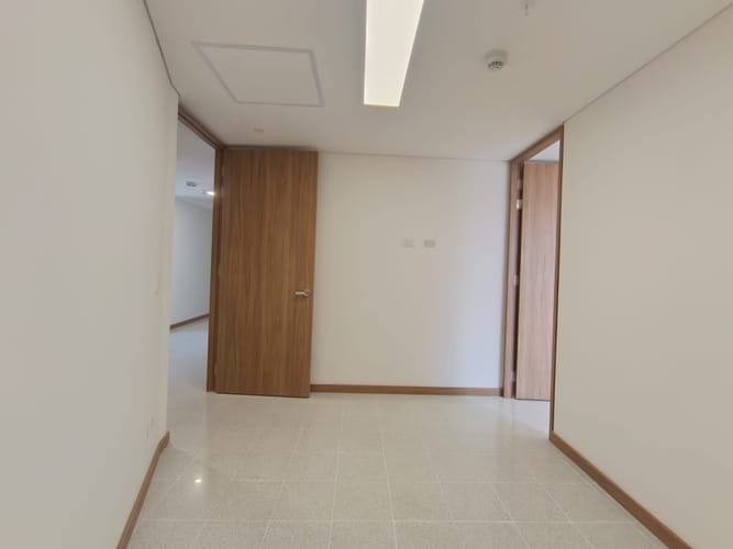 Consultorio en arriendo en Laureles, Medellín, 25 m² · foto 2 de 8