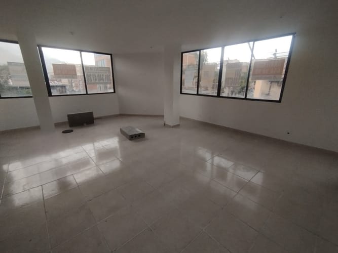 Local en arriendo en Manchester, Bello, 140 m² · foto 4 de 11