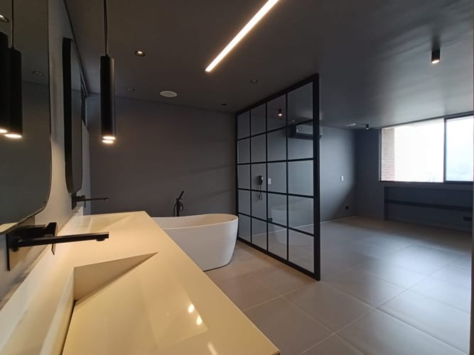 Apartamento de 2 alcobas en arriendo en El Poblado, Medellín, 123 m² · foto 11 de 20