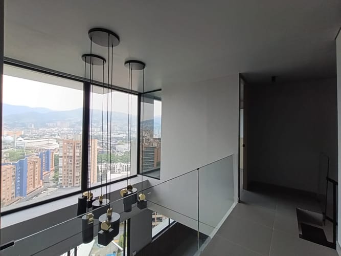 Apartamento de 2 alcobas en arriendo en El Poblado, Medellín, 123 m² · foto 15 de 20