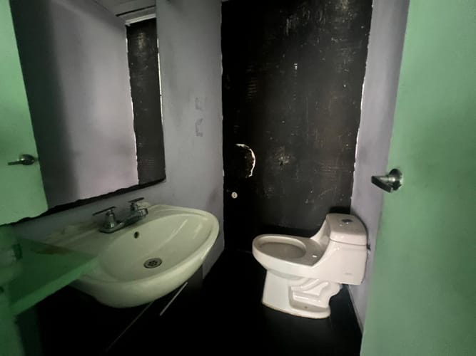 Bodega en arriendo en Laureles, Medellín, 130 m² · foto 14 de 20