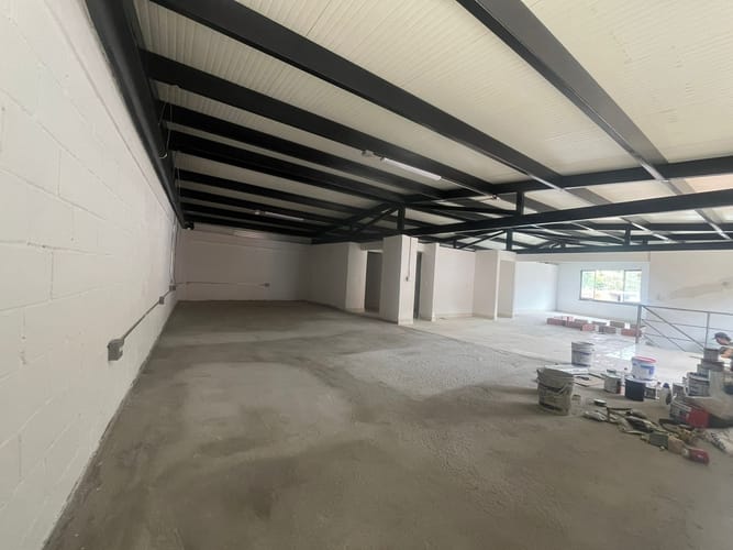 Bodega en arriendo en La Aldea, La Estrella, 330 m² · foto 5 de 17