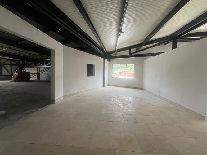 Bodega en arriendo en La Aldea, La Estrella, 330 m² · foto 12 de 17