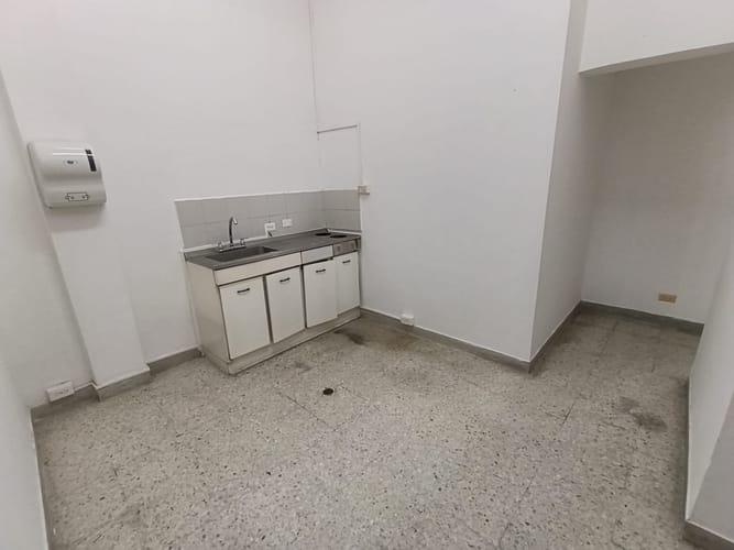 Local en arriendo en La Candelaria, Medellín, 292 m² · foto 12 de 20