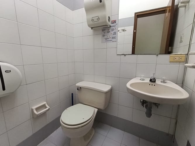 Local en arriendo en La Candelaria, Medellín, 292 m² · foto 19 de 20