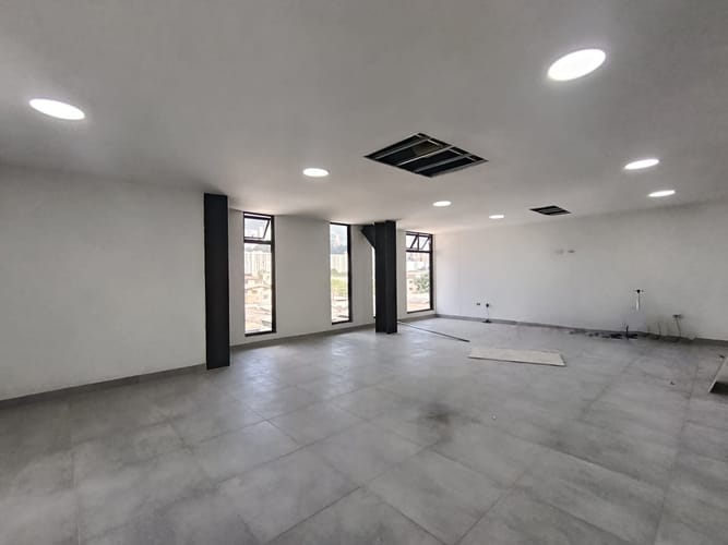 Bodega en arriendo en Laureles, Medellín, 165 m² · foto 5 de 11