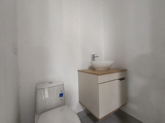 Bodega en arriendo en Laureles, Medellín, 165 m² · foto 7 de 11