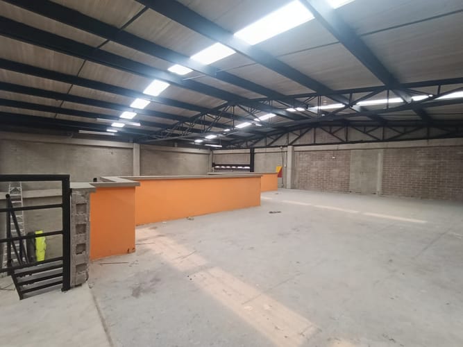 Bodega en arriendo en Viviendas Del Sur, Itagüí, 375 m² · foto 5 de 16