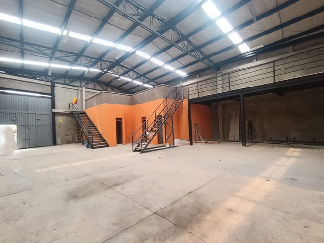 Bodega en arriendo en Viviendas Del Sur, Itagüí, 375 m² · foto 14 de 16