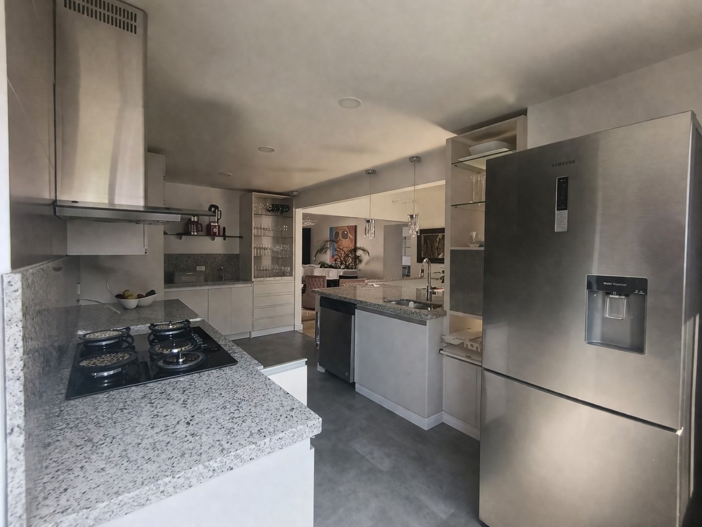 Apartamento en arriendo en El Poblado, Medellín · foto 9 de 20