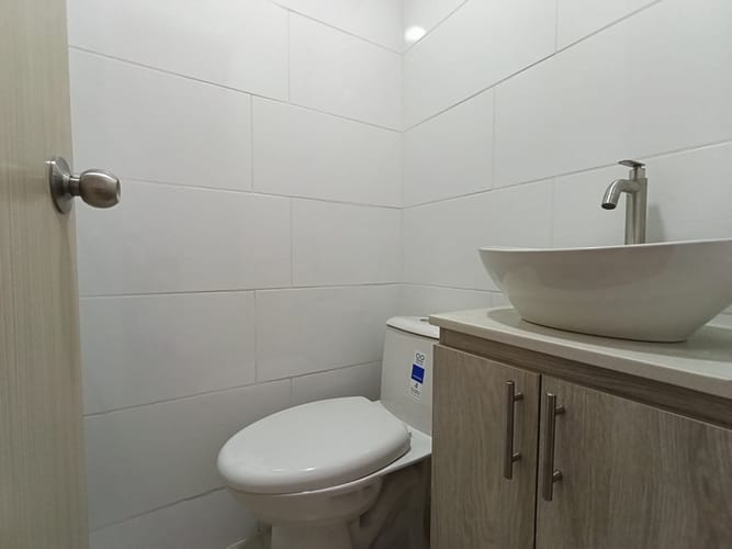 Apartamento de 3 alcobas en arriendo en Camino Verde, Envigado, 115 m² · foto 7 de 14
