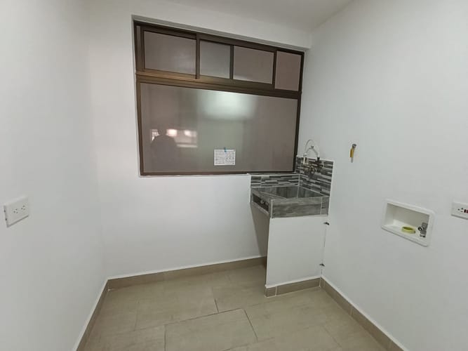 Apartamento de 3 alcobas en arriendo en Camino Verde, Envigado, 115 m² · foto 8 de 14