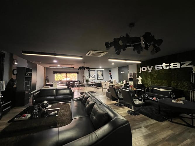 Bodega en arriendo en Laureles, Medellín, 400 m² · foto 6 de 13