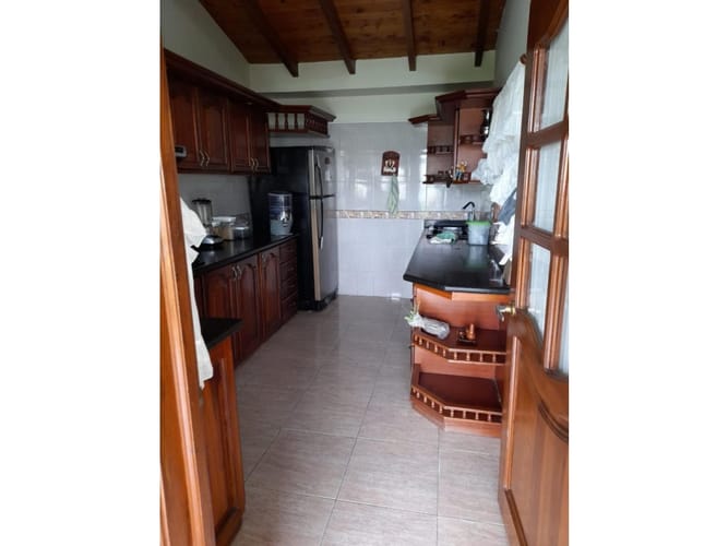 Casa de 4 alcobas en venta en Palmira, 400 m² · foto 5 de 14