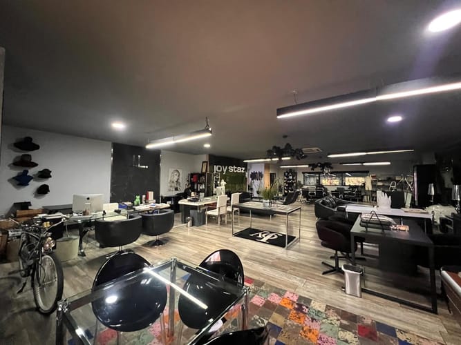 Bodega en arriendo en Laureles, Medellín, 400 m² · foto 13 de 13