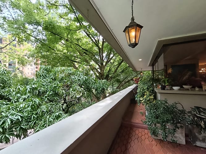 Apartamento de 3 alcobas en arriendo en El Poblado, Medellín, 240 m² · foto 5 de 20