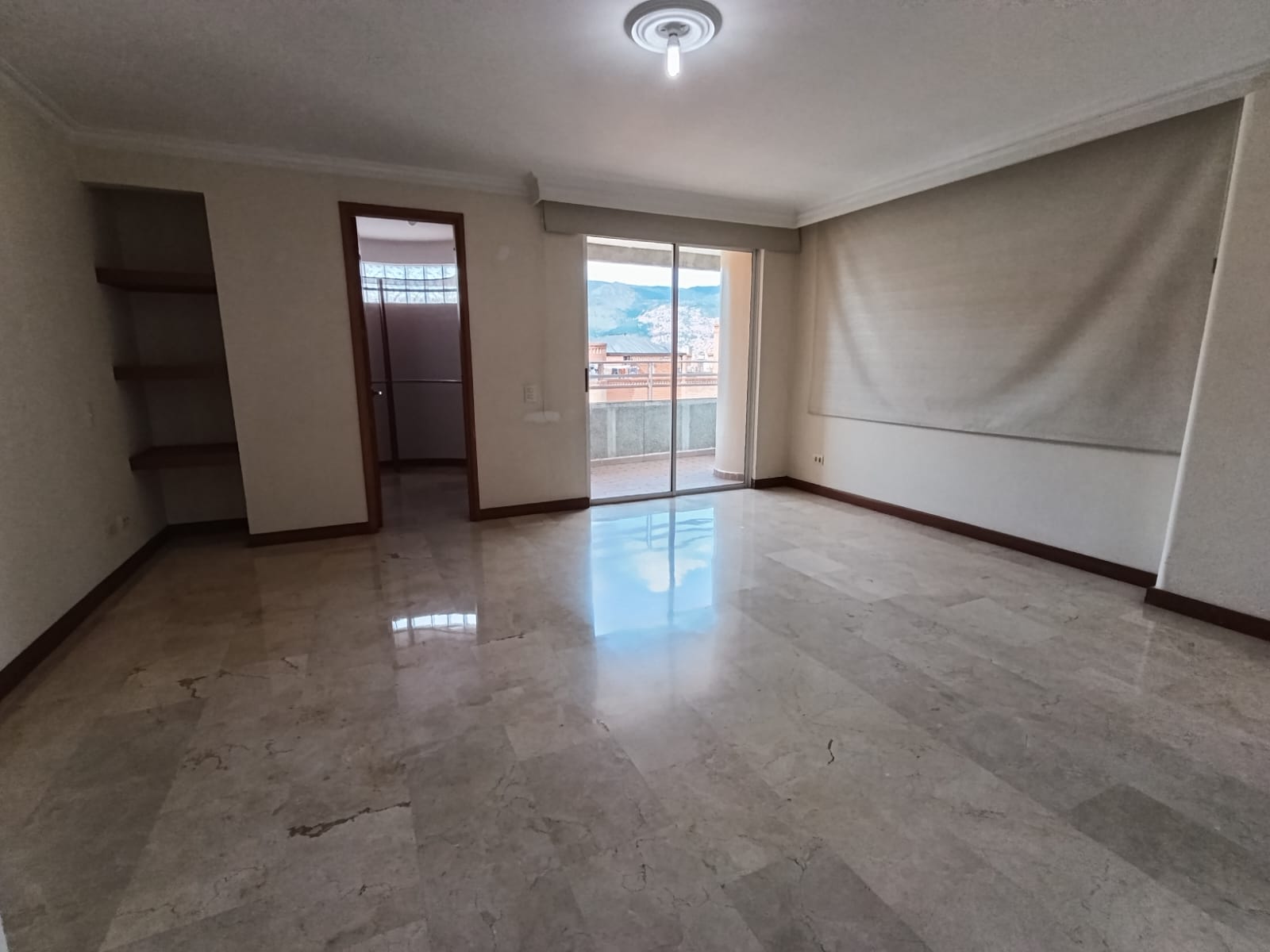 Apartamento en arriendo en Laureles, Medellín · foto 3 de 20