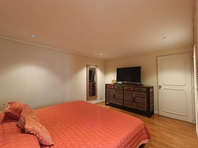 Apartamento de 3 alcobas en arriendo en El Poblado, Medellín, 240 m² · foto 10 de 20