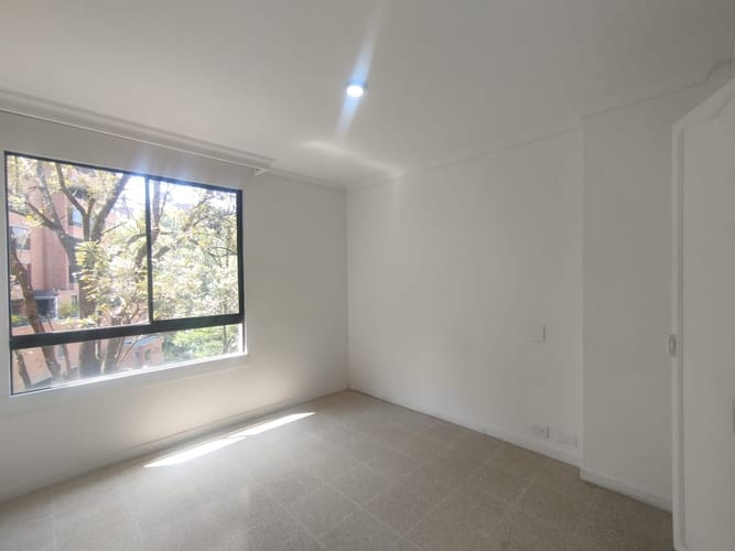 Apartamento de 4 alcobas en arriendo en El Poblado, Medellín, 120 m² · foto 5 de 14