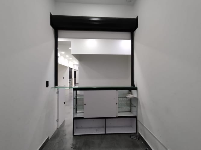 Local en arriendo en La Candelaria, Medellín, 7 m² · foto 9 de 9