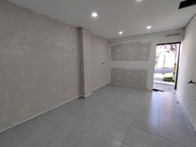 Local en arriendo en Prado, Medellín, 35 m² · foto 2 de 9