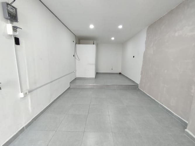 Local en arriendo en Prado, Medellín, 35 m² · foto 8 de 9