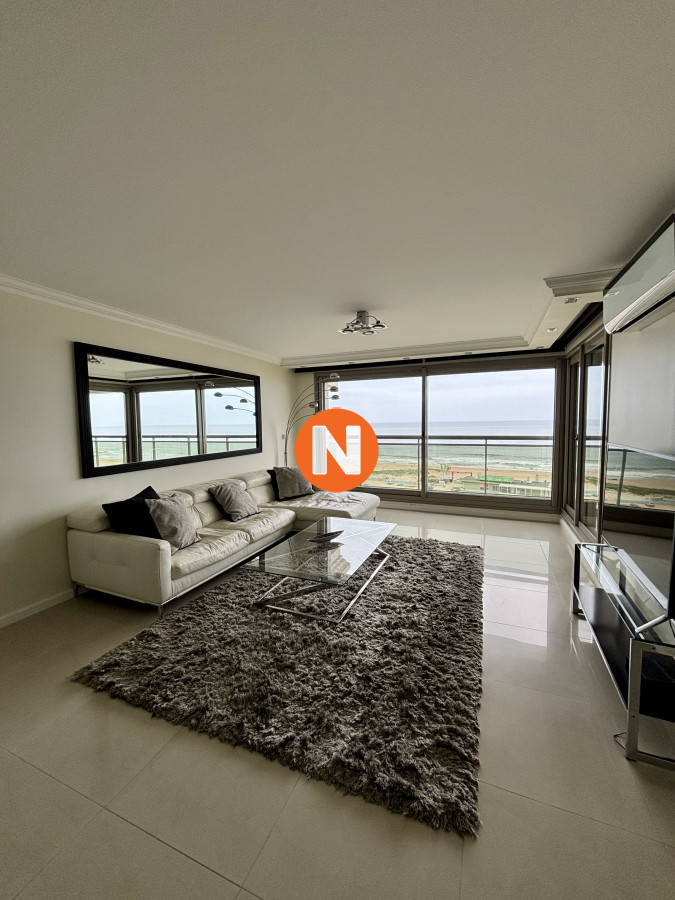 Apartamento en alquiler en Playa Brava