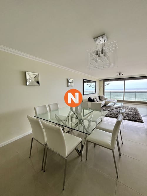 Exclusivo apartamento con vistas al Mar · Photo 3