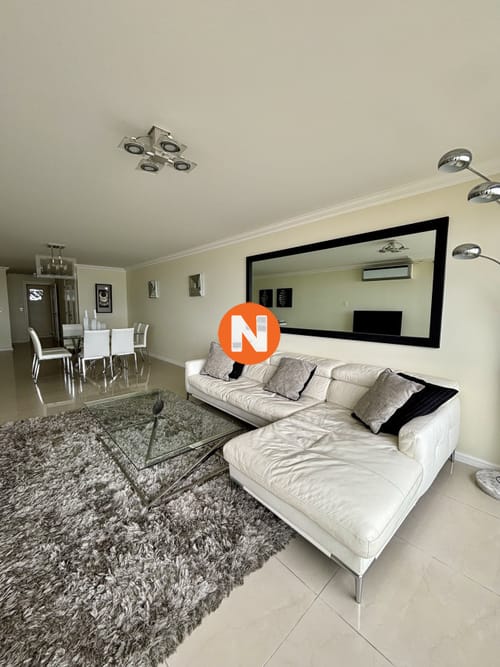Exclusivo apartamento con vistas al Mar · Photo 5