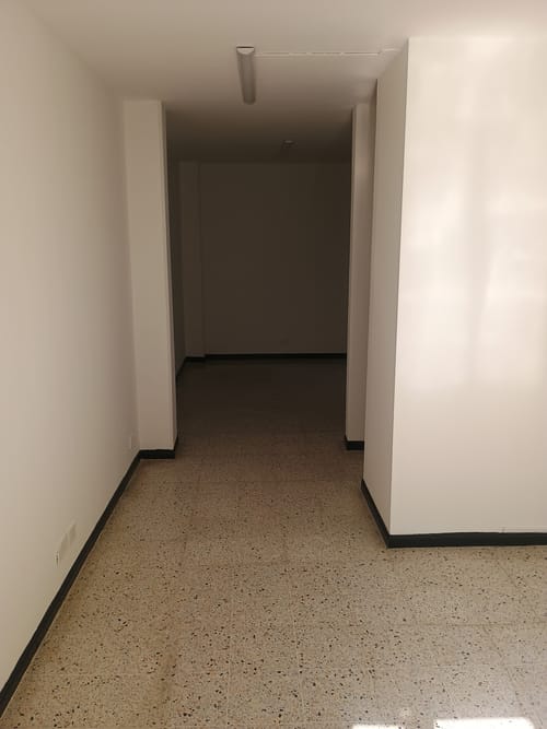 Oficina en arriendo en Suramericana, Medellín, 30 m² · foto 4 de 13
